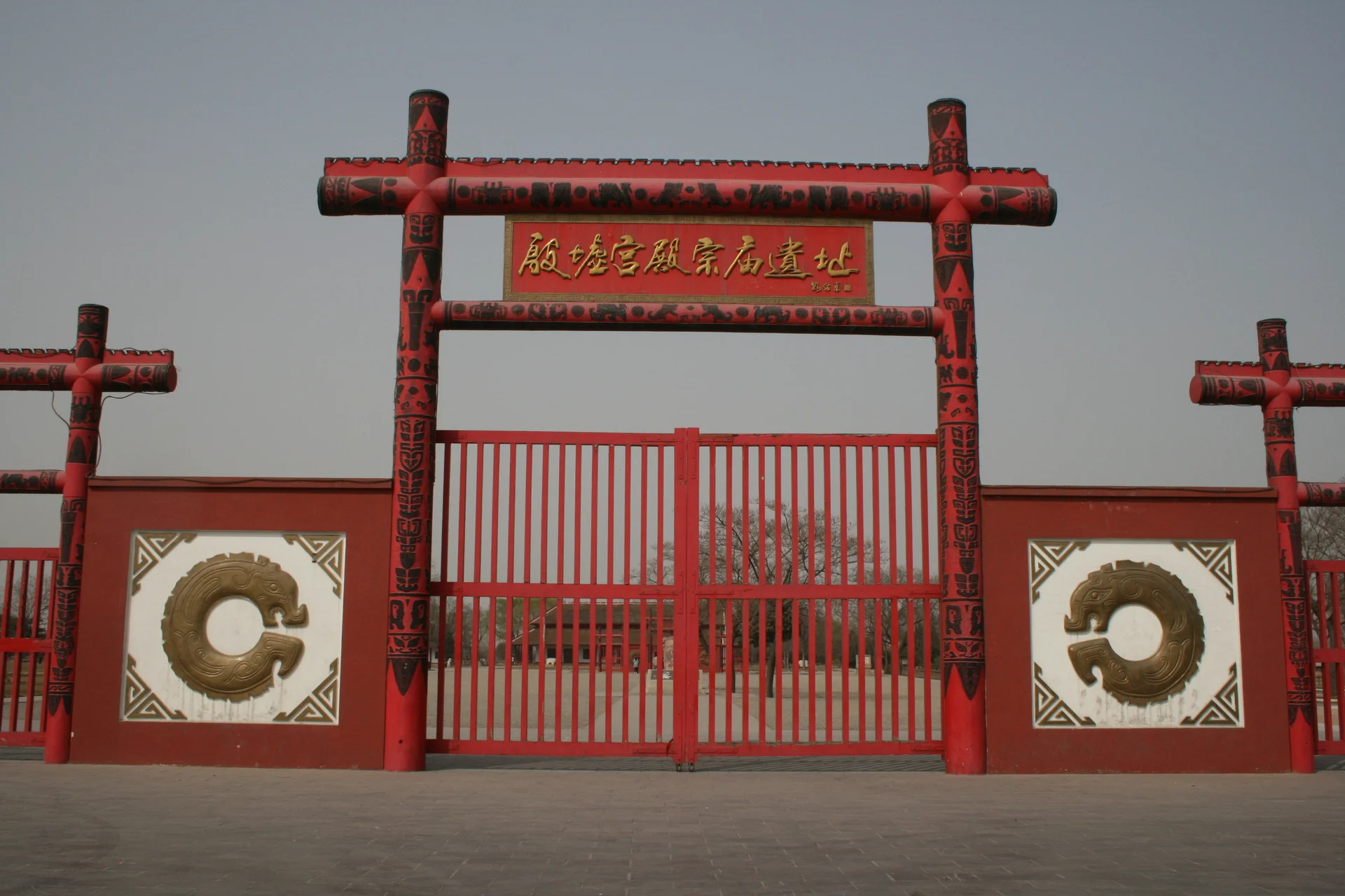 Yinxu — The Anyang Site That Works Through Oracle Bones, Ruins, And Civilizational Weight image 2