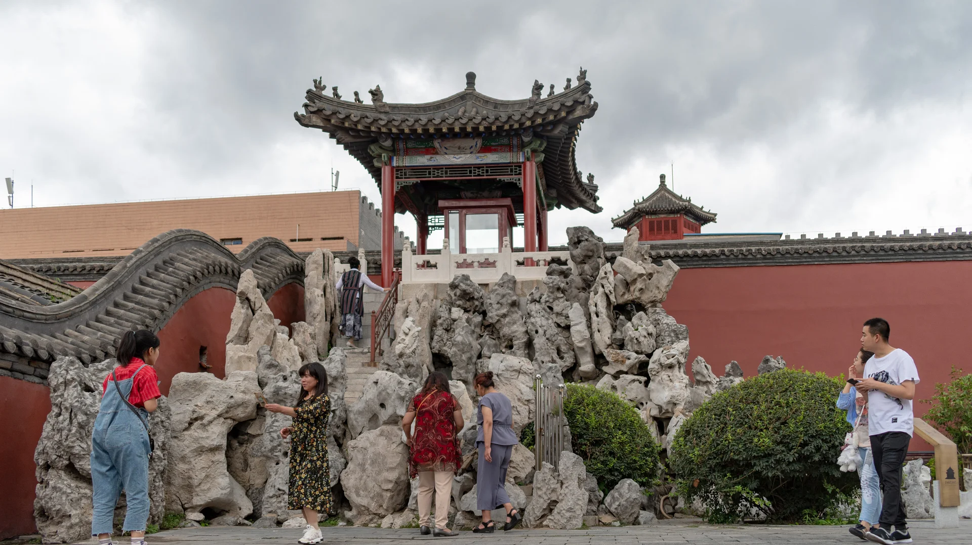 Shenyang Imperial Palace — The Qing Founding Palace That Feels More Legible Than Beijing's Forbidden City image 2