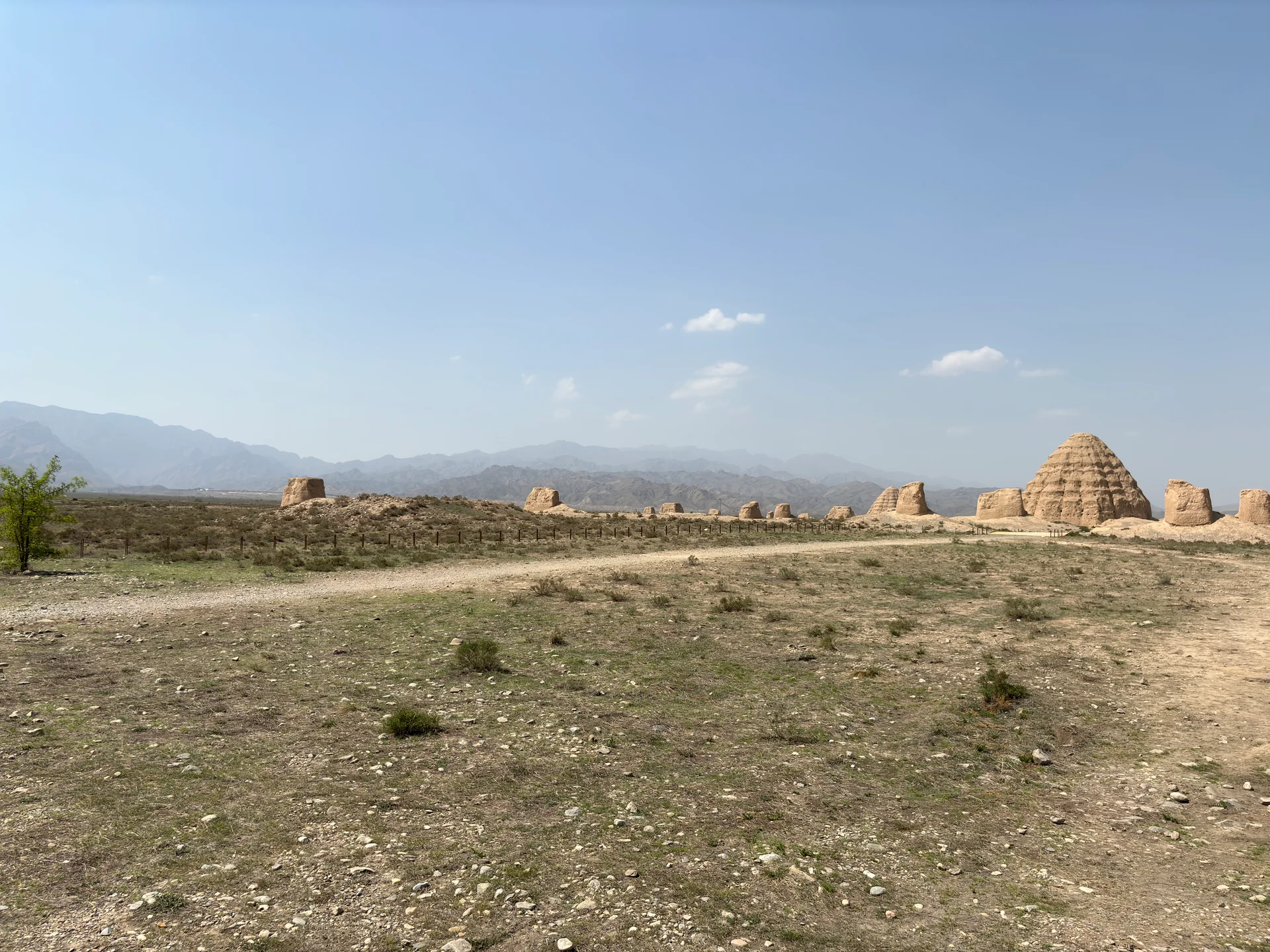 Xixia Imperial Tombs — The Desert-Edge Royal Necropolis That Gives Ningxia A Civilizational Scale image 2